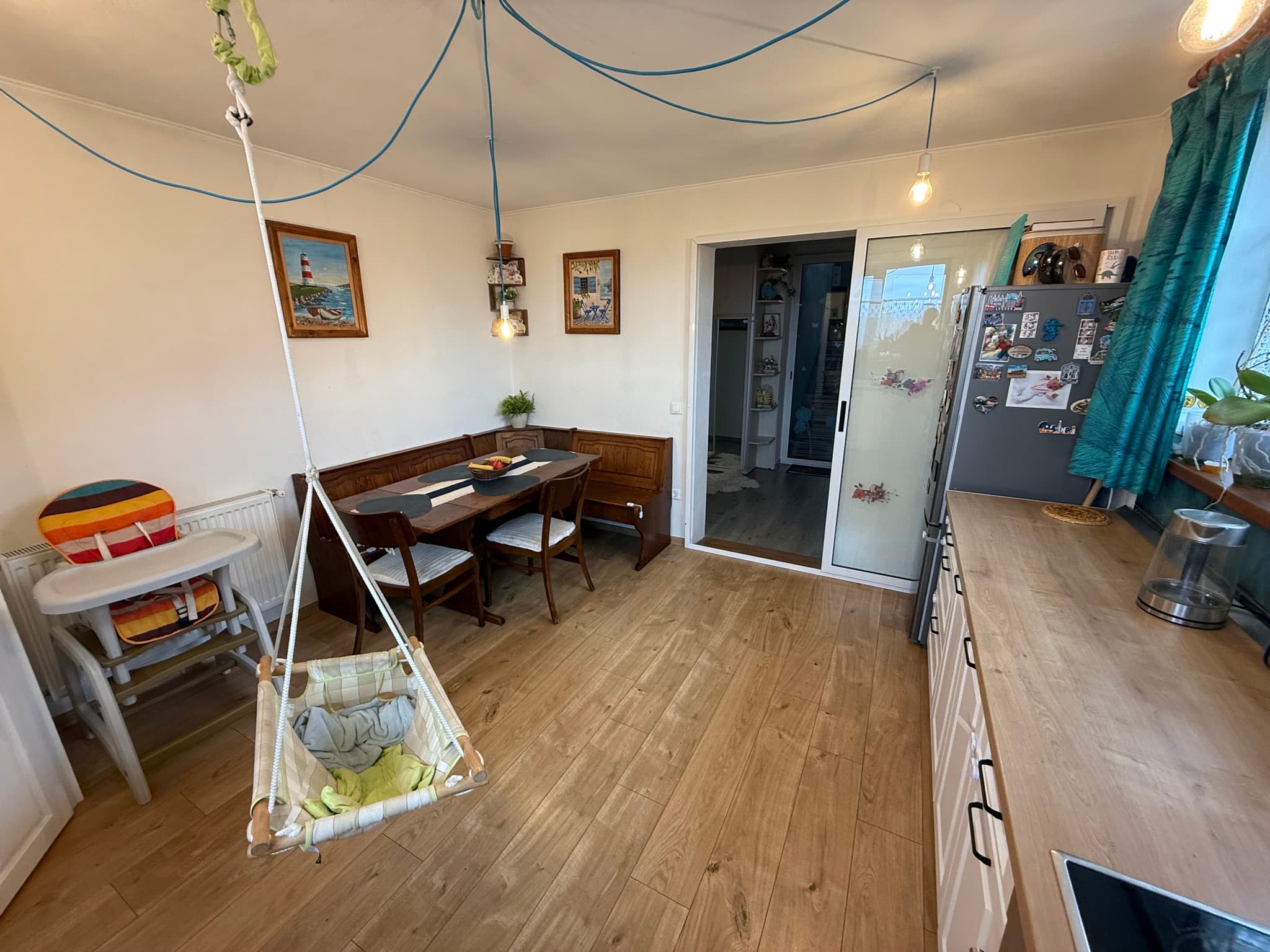 ELADÓ ház a Szászoktáborában – 8. bélyegkép